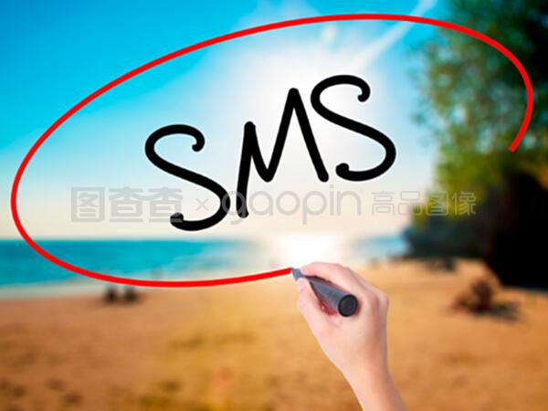 黑色标记手写的SMS 妇女在数字时代的信息服务新实践